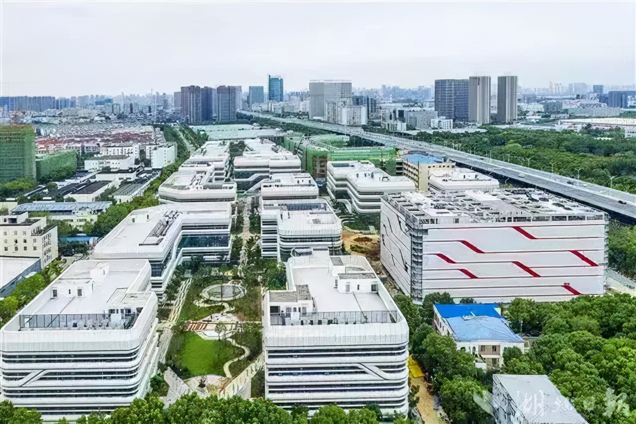 筑牢发展底盘 先进制造产业区现代产业体系优化升级